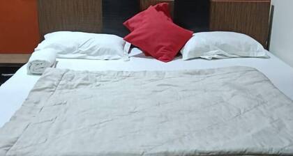 Deteex Hotel Ivy