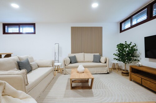 Luxury villa in Sevilla - Pool, Terrace & GameRoom