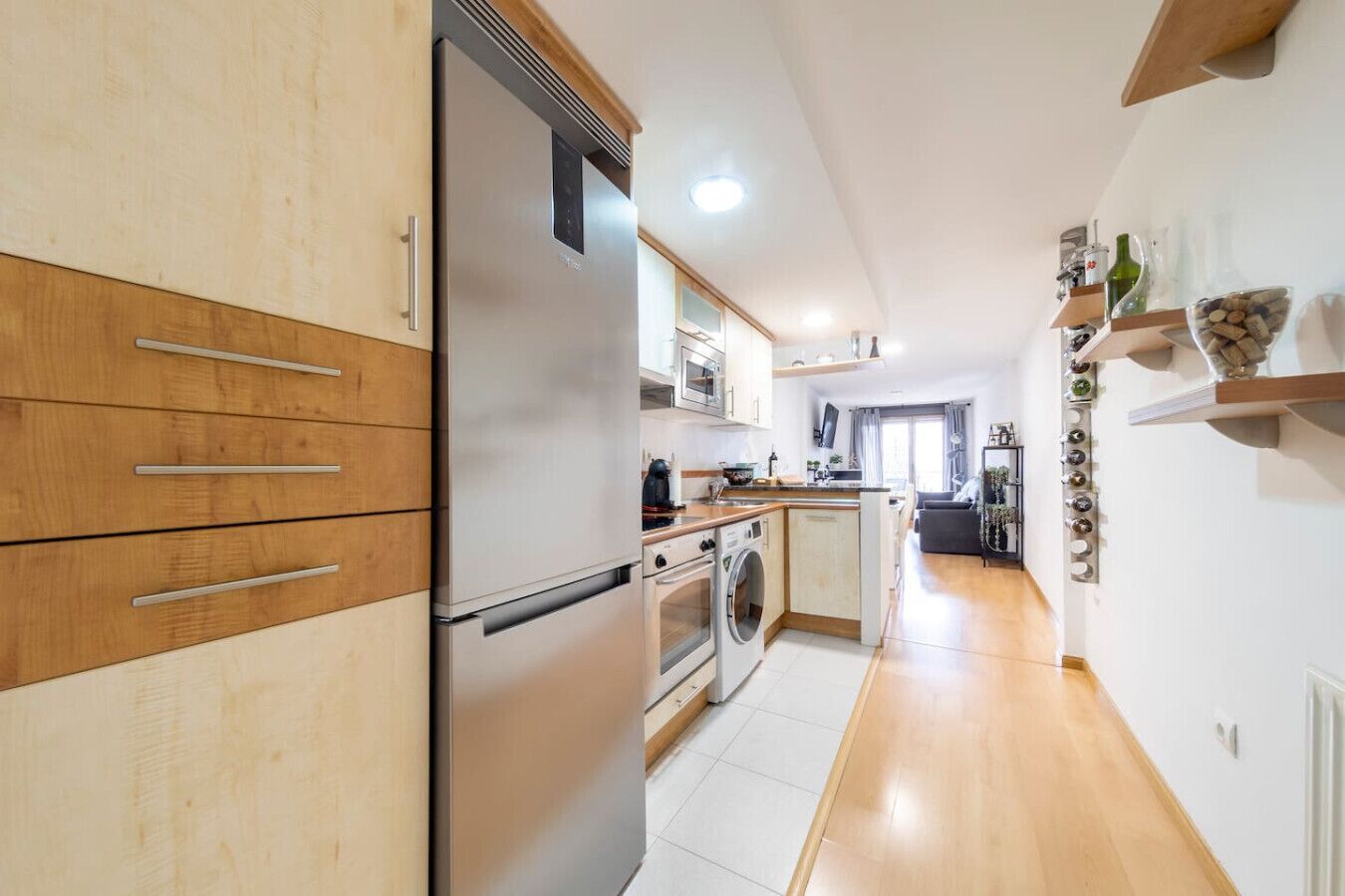 Refrigerador, microondas, horno, placa de cocina