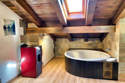 Suite, 2 habitaciones (Jacuzzi con acceso ilimitado al SPA) | Zona de estar