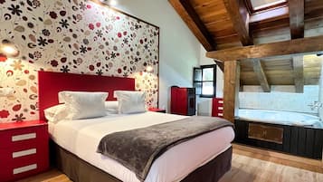 Superior Studio | Desk, laptop workspace, free WiFi