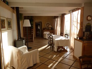 Spa - Large, comfortable family home with natural spring, swimming pool and river (Eygluy-Escoulin)