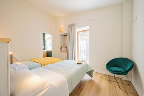 3 Schlafzimmer, Bügeleisen/Bügelbrett, WLAN, Bettwäsche