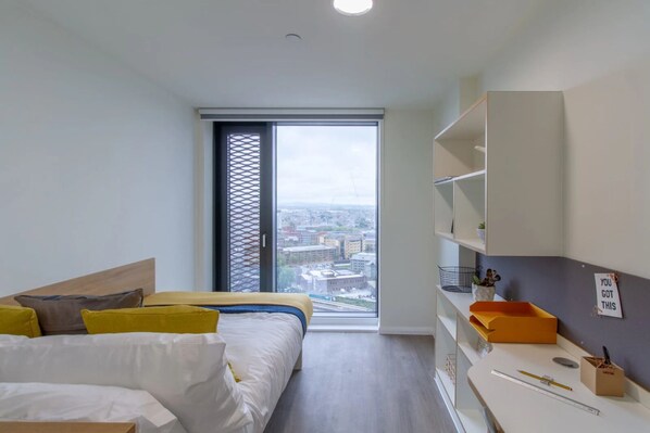 Single Room, Non Smoking | Blackout drapes, free WiFi