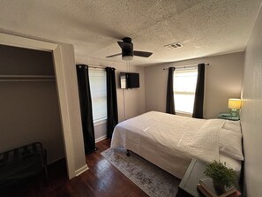 2 makuuhuonetta, Wi-Fi, vuodevaatteet