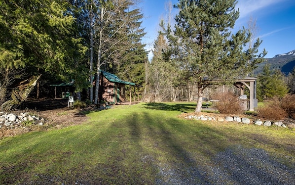Cabin, Multiple Bedrooms, Smoking, Patio | Property grounds