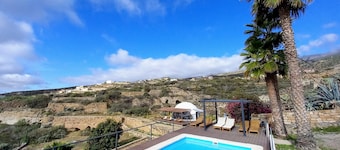 Bungalow with Pool in Rural Farm