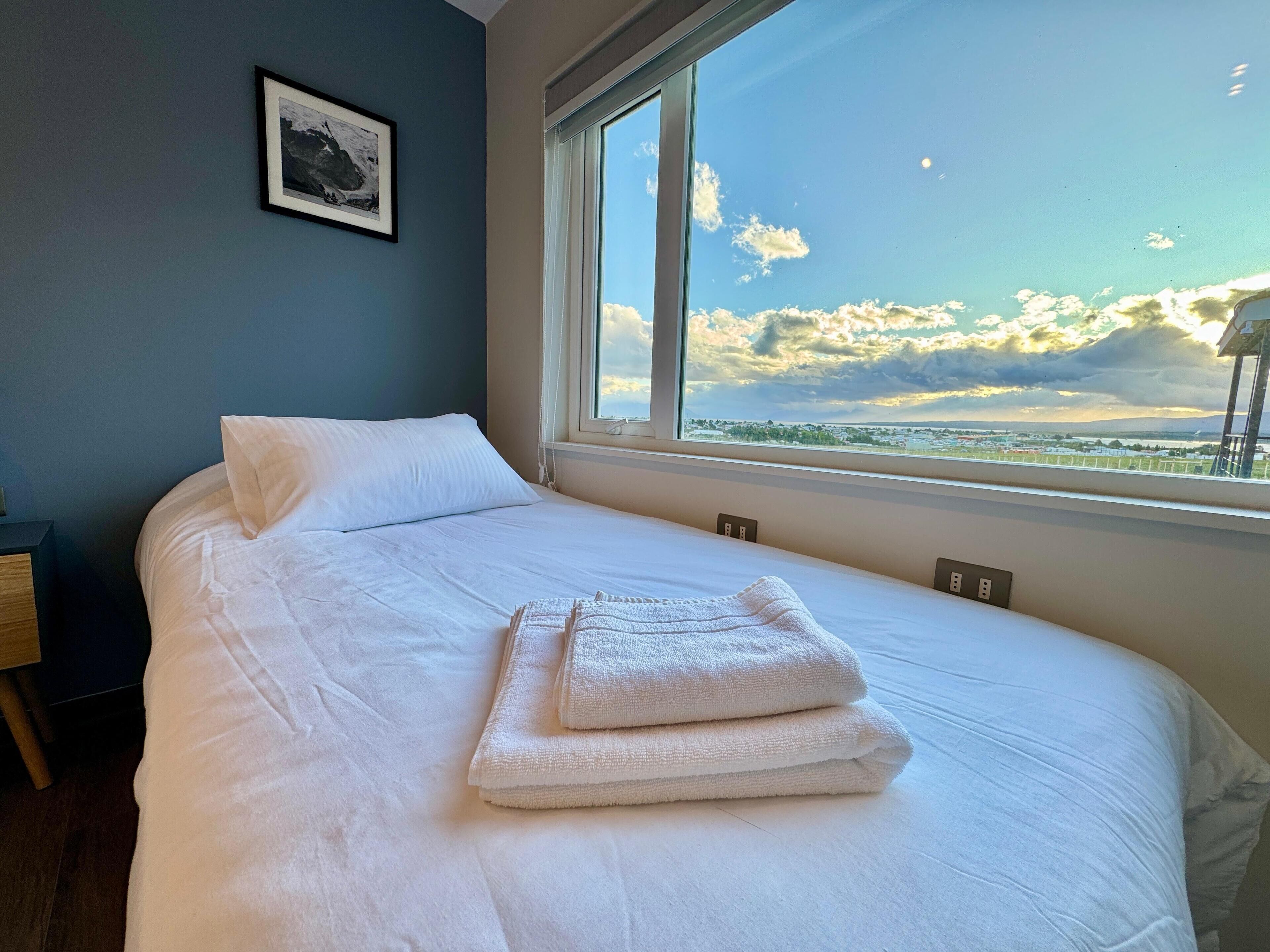 2 chambres, fer et planche à repasser, Wi-Fi gratuit, draps fournis