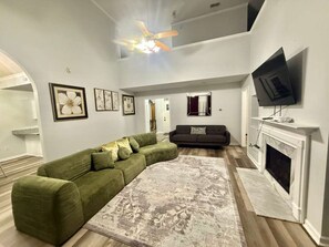 TV connectée, cheminée