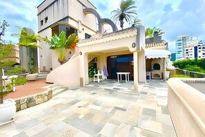 Apartment | Property grounds