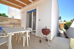 Villa, para fumadores | 4 habitaciones 