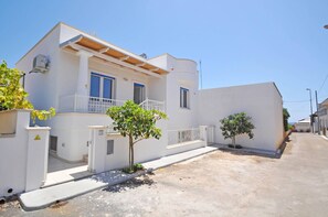 Villa, Smoking