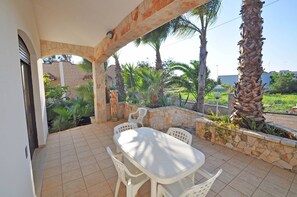Villa, Smoking | 2 bedrooms - Villa Magnolia 2 - 8 Posti a Pochi Metri dal Mare (Racale)