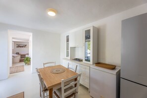 Apartment, Smoking | 1 bedroom