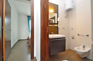 Apartment, Smoking | 1 bedroom