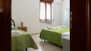 Vila, para fumantes | 2 quartos