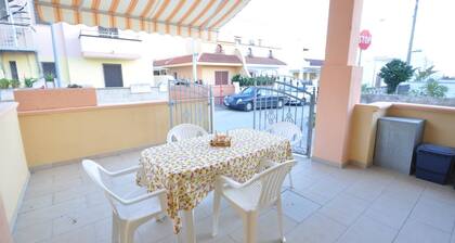 Villa for 6 People 2 Bedrooms a few Meters From the sea