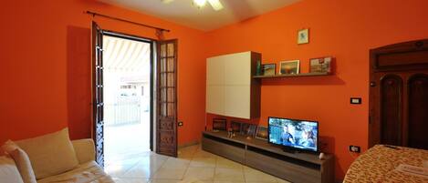 House, Smoking | 2 bedrooms