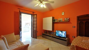 House, Smoking | 2 bedrooms - Villa for 6 People 2 Bedrooms a few Meters From the sea (Ugento)