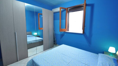 Villa for 6 People 2 Bedrooms a few Meters From the sea