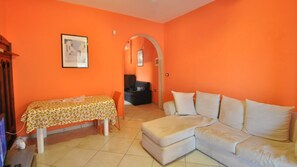 House, Smoking | 2 bedrooms