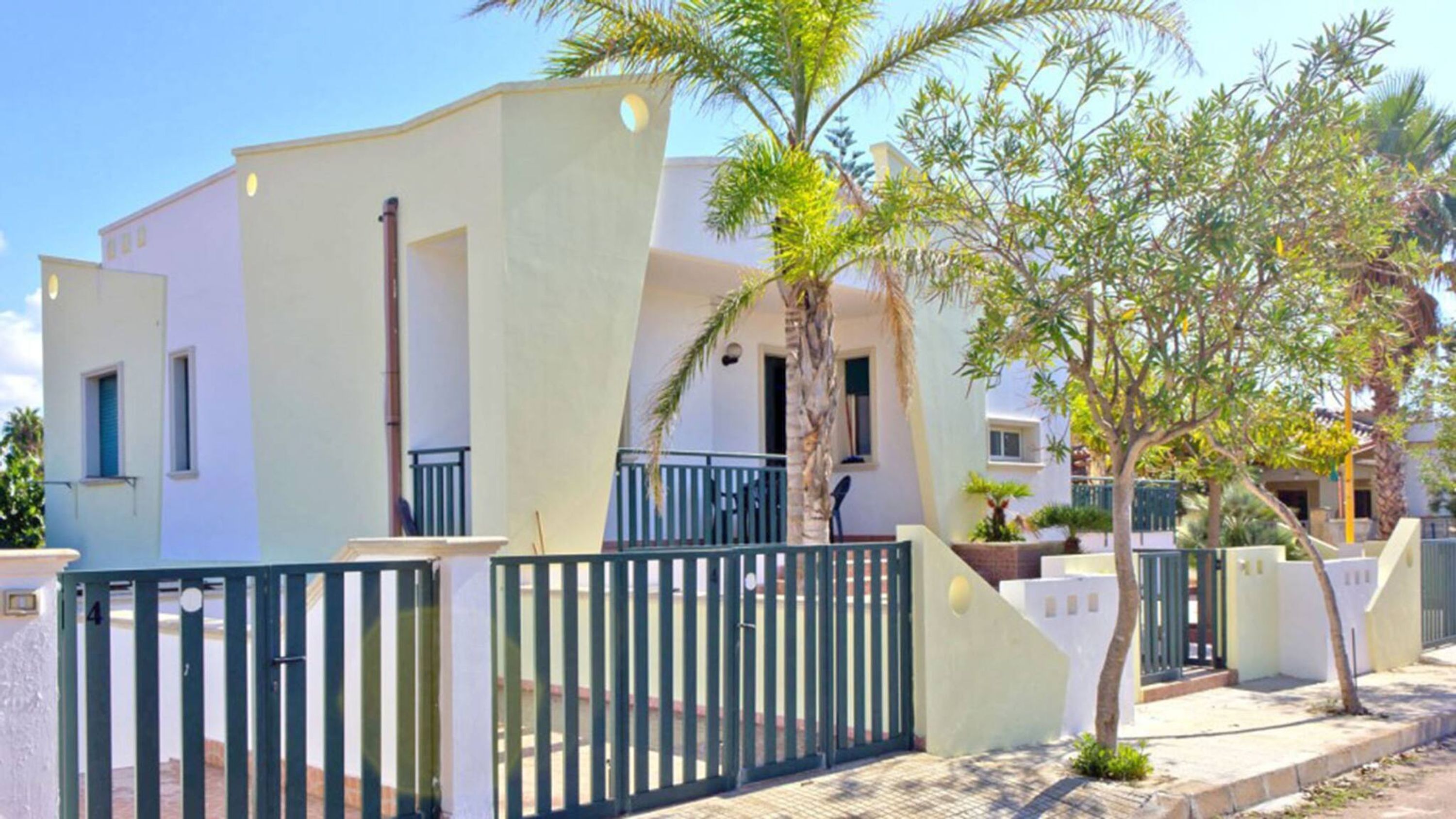 Apartment, Smoking | 2 bedrooms