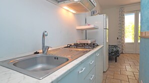 Villa, Smoking | 2 bedrooms - Villetta a Pochi Metri dal Mare 2 Camere Clima (Racale)