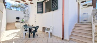 Villetta Charme 2 in Capilungo 5 Guests by the sea