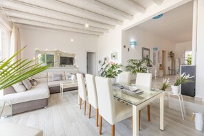 Villa, fumatori | 3 camere