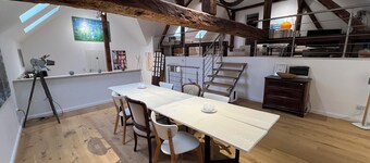 Vacation apartment & studio with outdoor lounge & barbecue