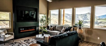 Experience the mountains in modern luxury with views of the Salmon River