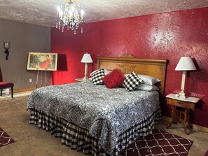 6 soverom, strykejern/-brett, reiseseng for barn og wi-fi (inkludert)