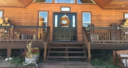 4 Seasons Lodge Year Round Outdoor Mountain Paradise! In Beautiful Cora Wyoming.