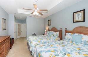 1 chambre, bureau, fer et planche à repasser, Wi-Fi gratuit