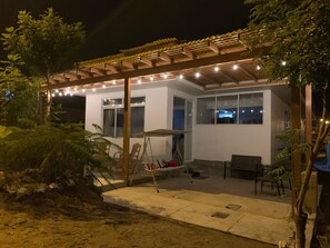 Terrace/patio - Beach house with swimming pool and fire pit, Santa Rosa (Santa Rosa)