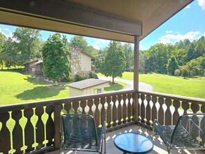 المنطقة المحيطة ب المنشأة