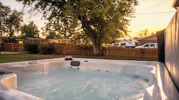 室外 SPA 浴缸