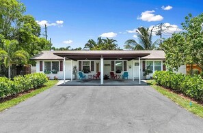 Exterior - Little Naples Oasis (Naples)