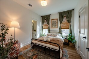 3 sovrum, strykjärn/strykbräda, gratis wi-fi och sängkläder