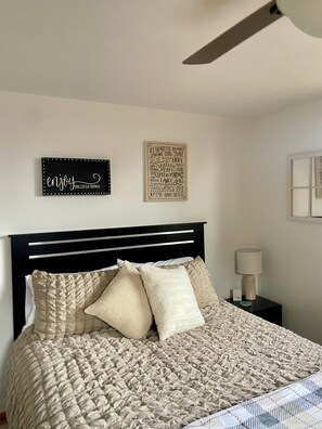 1 chambre, fer et planche à repasser, Wi-Fi, draps fournis