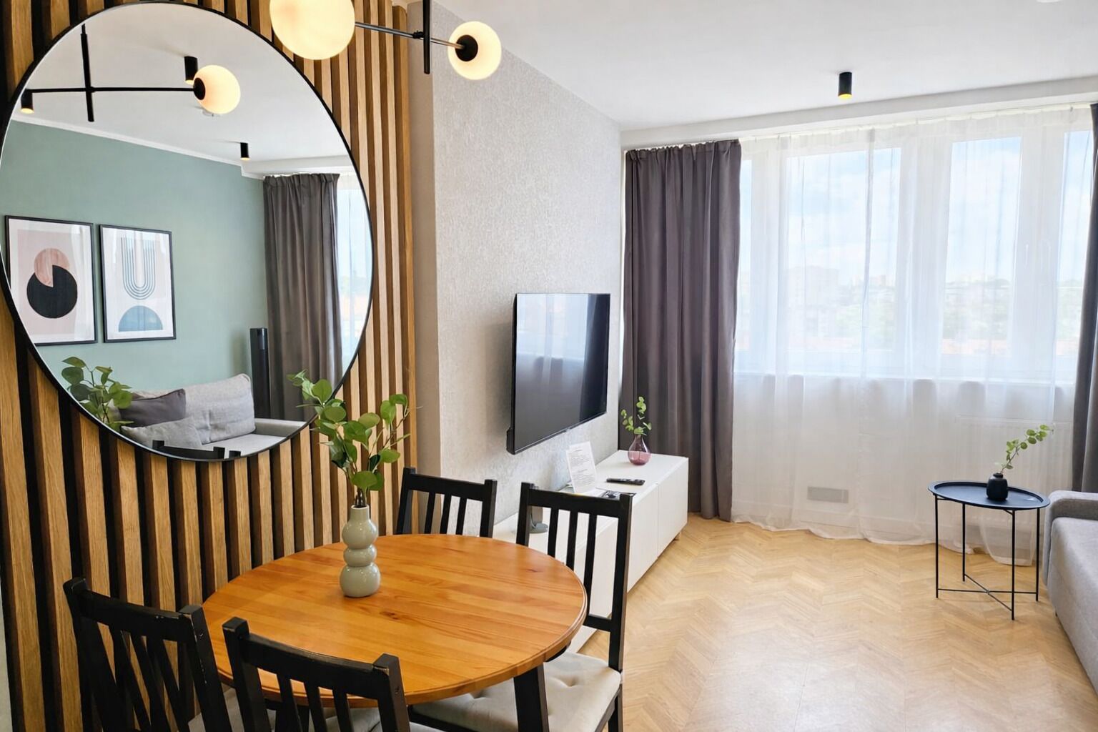 1 habitación y caja de seguridad en la habitación 