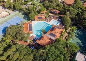Villa | Pool - Bz03 Casa 4 suítes e área gourmet priv (Buzios)