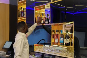 2 bars/lounges - Limeridge Signature Hotel (Lagos)