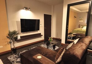 4 Schlafzimmer, Bügeleisen/Bügelbrett, WLAN, Bettwäsche