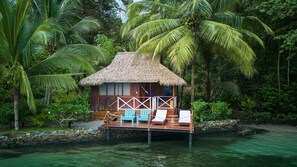 Minibar, coffres-forts dans les chambres, Wi-Fi gratuit, draps fournis