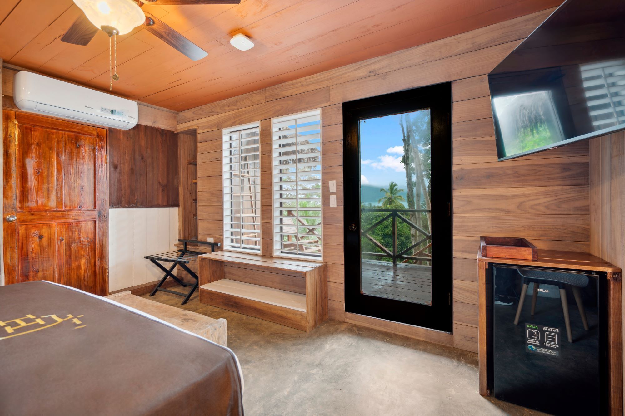 Alfa | Frigobar, cofres nos quartos, Wi-Fi de cortesia, roupa de cama