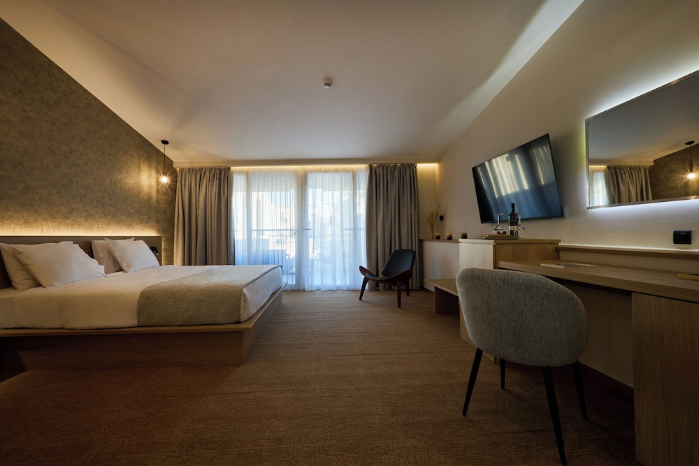 Small Funny World Athens by null