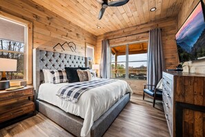 4 chambres, fer et planche à repasser, lit parapluie, Wi-Fi gratuit