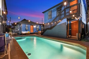 Pool - Entire Pool House in Montrose 4BR, 3BR, 4PK, 8-12 PPL (Houston)