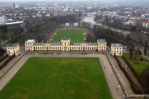 Einmalige Moderne Naturoase mitten in der Stadt